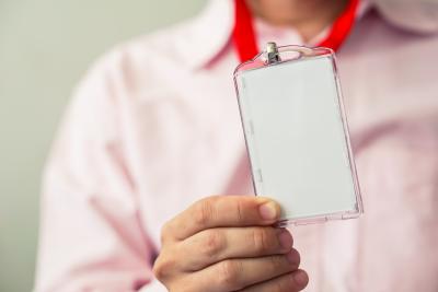 das Bild zu 'ID badge' auf Deutsch