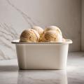 das Bild zu 'a tub of ice cream' auf Deutsch
