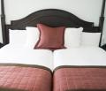 das Bild zu 'double bed' auf Deutsch