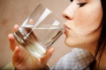 das Bild zu 'drinking water' auf Deutsch