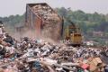 das Bild zu 'rubbish dump' auf Deutsch