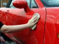 das Bild zu 'wash the car' auf Deutsch