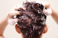das Bild zu 'wash one's hair' auf Deutsch